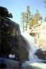 mal vodopd na vrcholu Upper Yosemite Fall